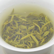 碧螺春緑茶の水色